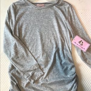 Love sz xl maternity shirt brand new never worn